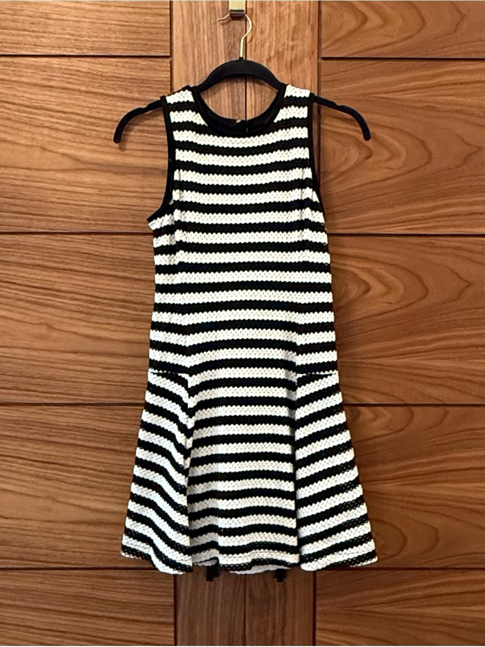 Banana Republic Black & White Stripe Sleeveless Fit & Flare Dress - 4P